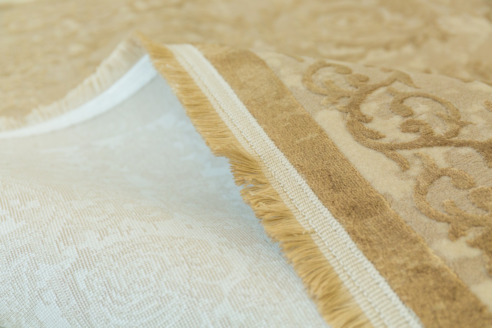 Thảm Trang Trí Vendome 700 Beige