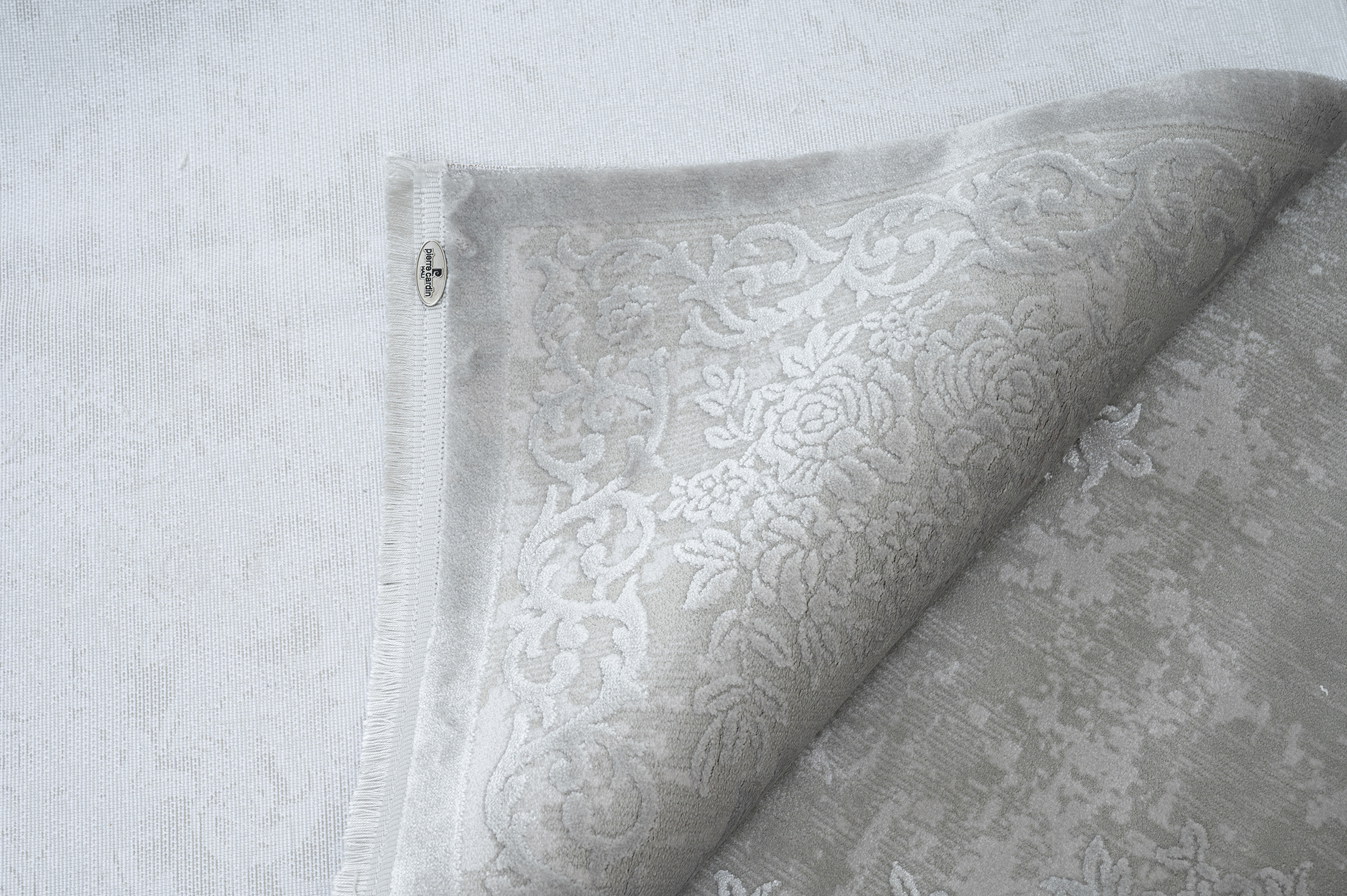 Thảm Trang Trí Vendome 700 Silver