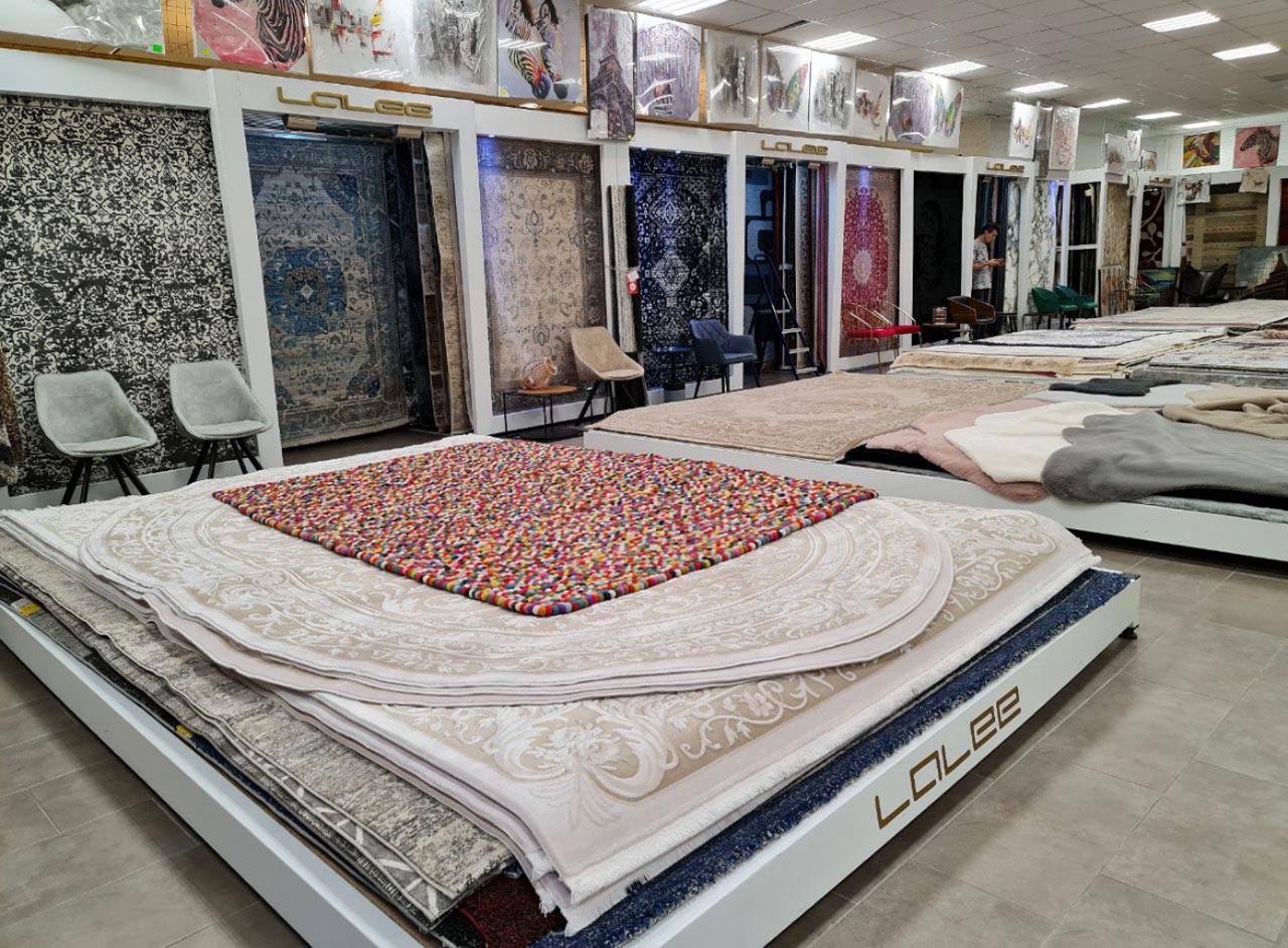 Showroom Âu Á