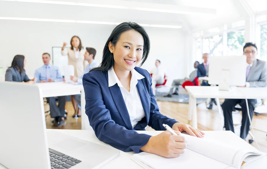 Chuyên viên tư vấn Phí Thị Loan
